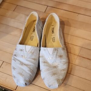 Toms Light Ivory Slip-On Shoes with Gold Accents